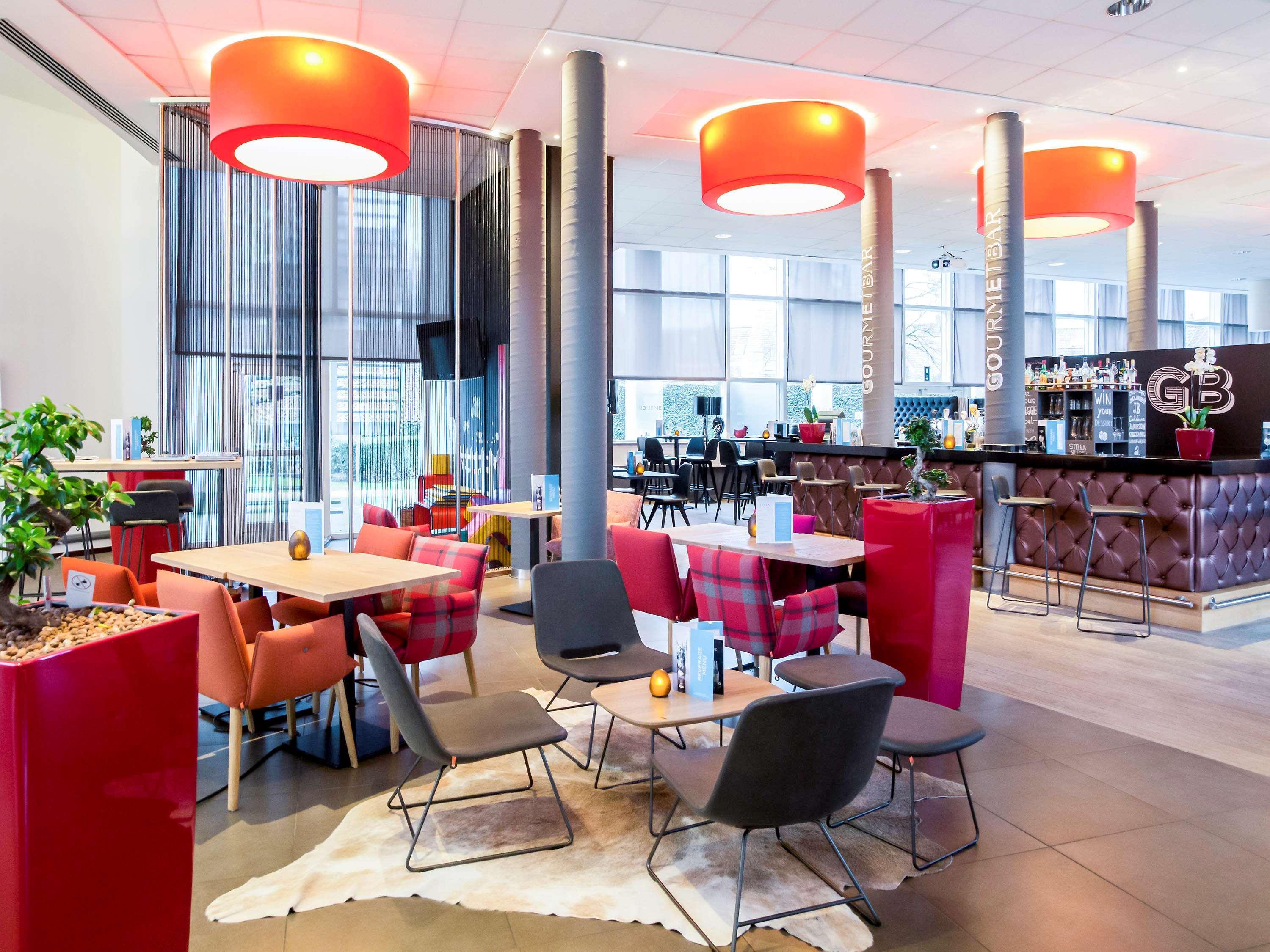 Novotel Brugge Centrum - Reopening May 2024, Complete 4-Star Renovated Hotel Exterior foto